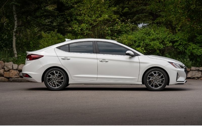 4 Most Common Problems With Hyundai Elantra (Explained) Engine Patrol