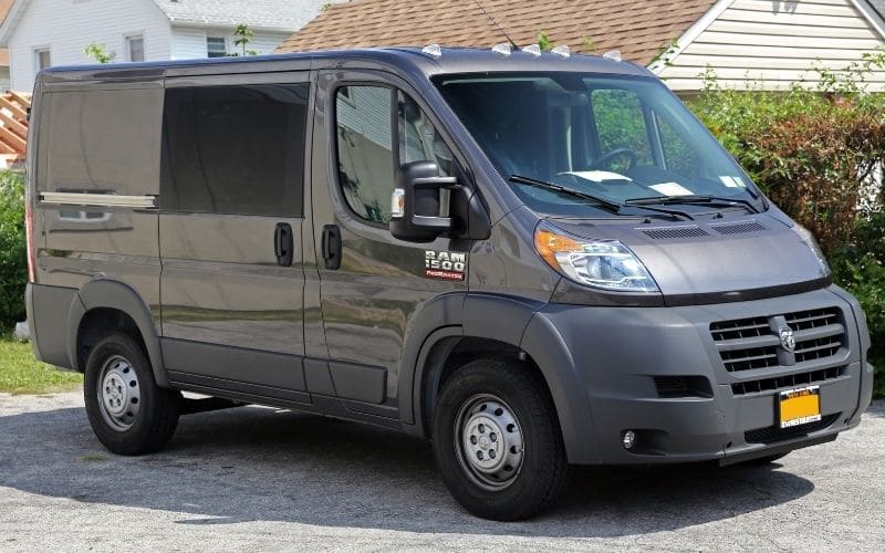 2023-ram-promaster-interior-usb-ports-storage-more