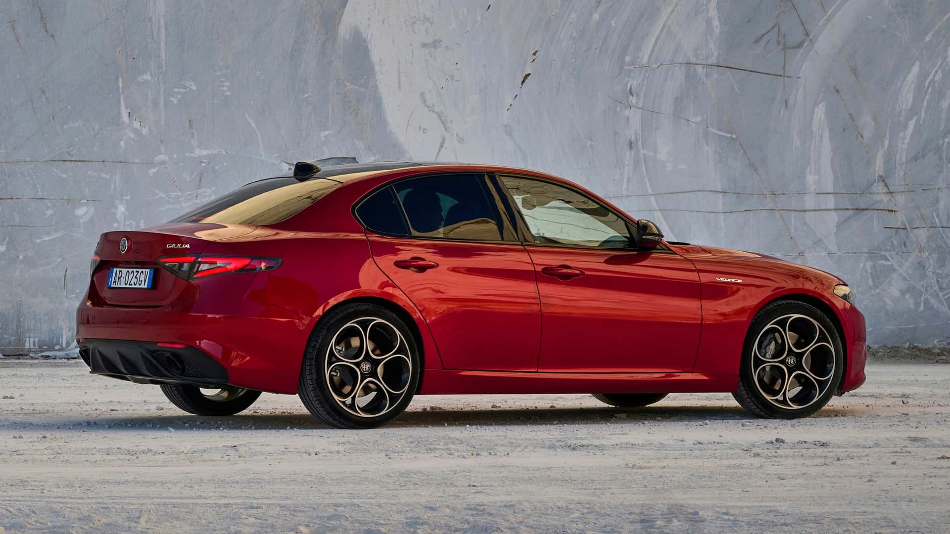 Alfa Romeo Giulias Are Incredibly Affordable Right Now - Engine Patrol